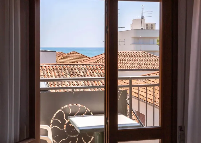 Hotel Diana 3*