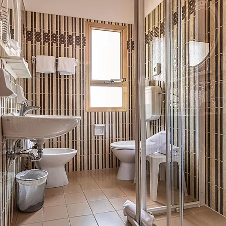 Diana Hotel