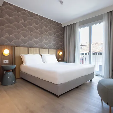 Diana فندق ليدو دي يسولو