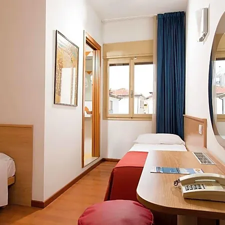 Diana Hotel